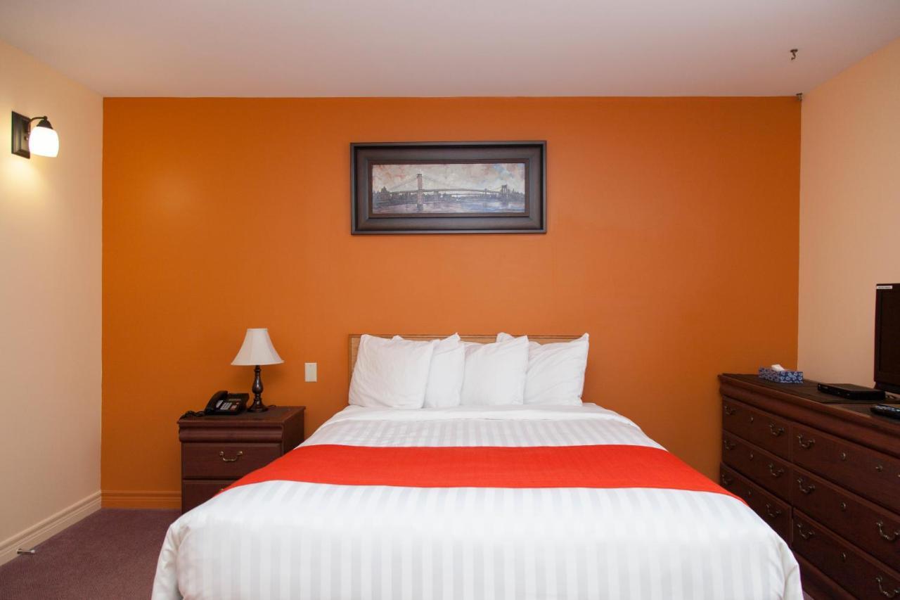 Hotel Robin Hood แกรนด์ฟอลส์-วินด์เซอร์ ภายนอก รูปภาพ